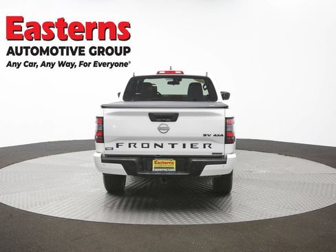 Used 2023 Nissan Frontier SV w/ Midnight Edition Package AWD/4WD image 34