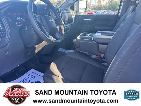 Used 2024 Chevrolet Silverado 2500 Custom w/ Custom Value Package image 14