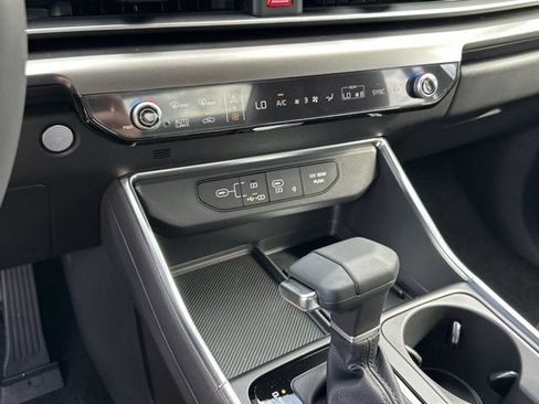 New 2026 Kia Carnival SX Prestige FWD image 24