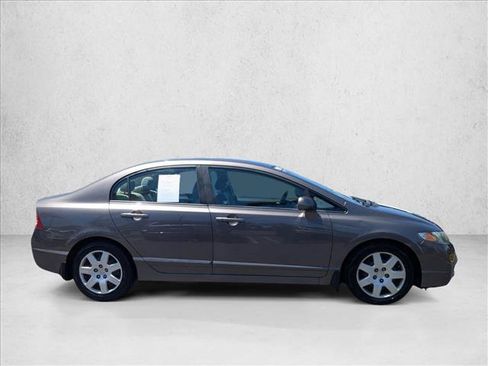 Used 2010 Honda Civic LX image 4