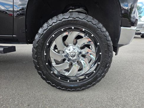 Used 2022 Chevrolet Silverado 1500 LTZ w/ LTZ Premium Package AWD/4WD image 10