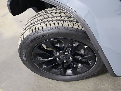 Used 2025 Jeep Wrangler Unlimited Sahara w/ Safety Group image 44