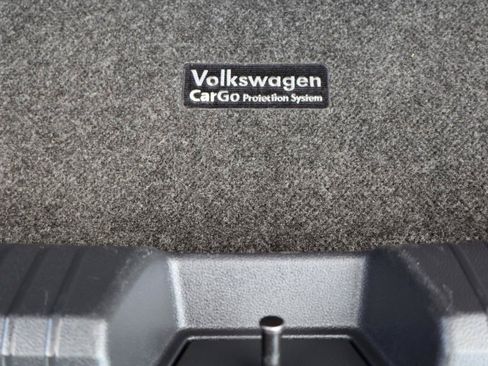 Used 2020 Volkswagen Jetta GLI FWD image 32