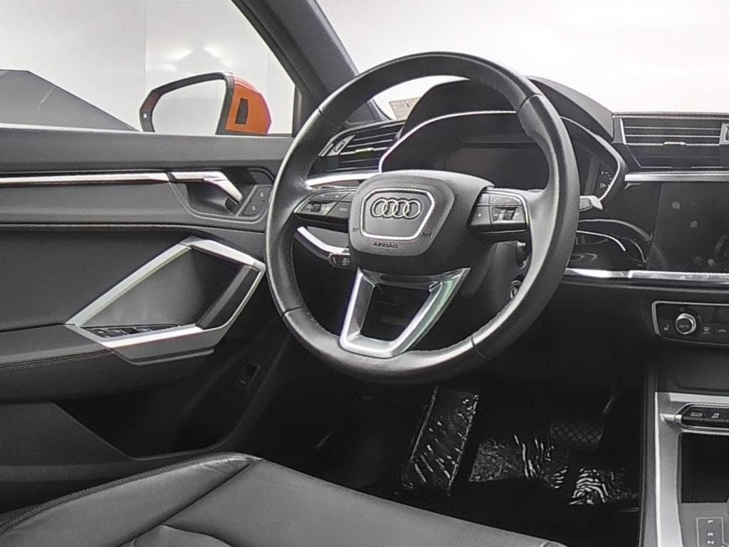 Used 2025 Audi Q3 2.0T Premium AWD/4WD image 26