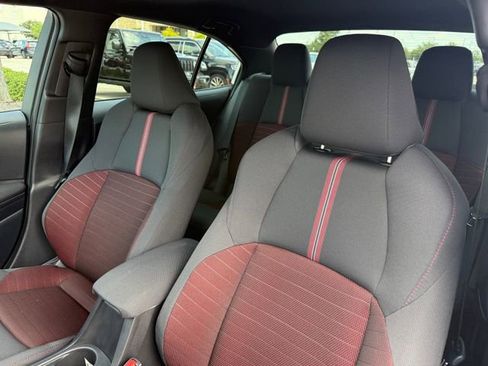 Used 2026 Toyota Corolla SE FWD image 11