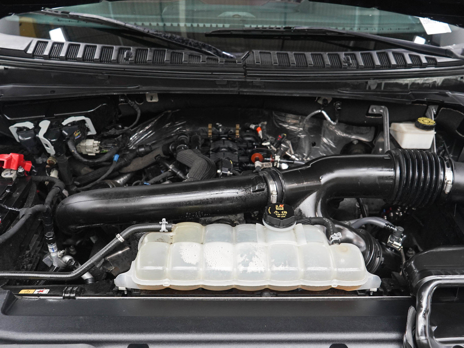 Used 2023 Ford Expedition Limited AWD/4WD image 34