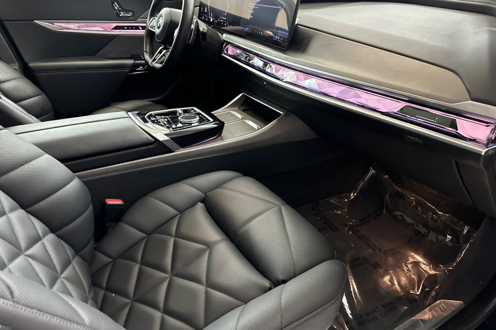 Used 2023 BMW 740i RWD image 28