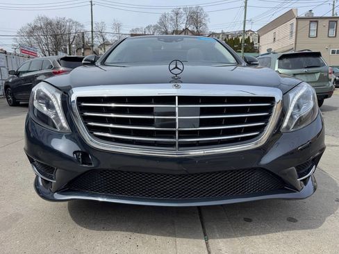 Used 2017 Mercedes-Benz S 550 4MATIC Sedan image 2