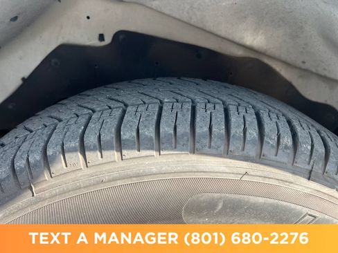 Used 2019 Chevrolet Express 2500 w/ Driver Convenience Package RWD image 10
