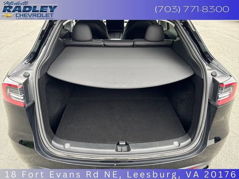 Used 2025 Tesla Model Y Long Range AWD/4WD image 12