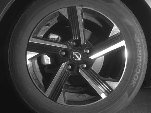 Used 2025 Nissan Sentra SV image 12