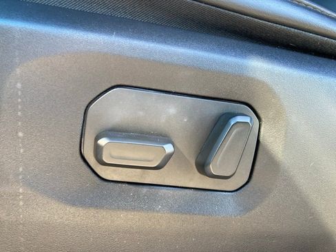 Used 2024 Jeep Wrangler Unlimited Rubicon image 13