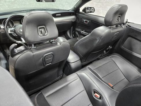 Used 2023 Ford Mustang Premium image 37