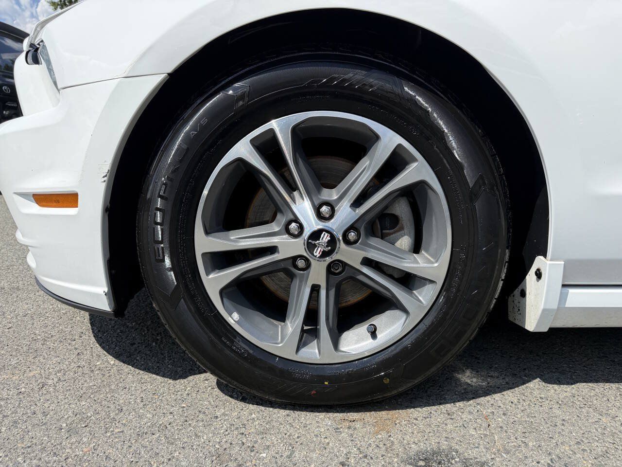 Used 2014 Ford Mustang Premium RWD image 22