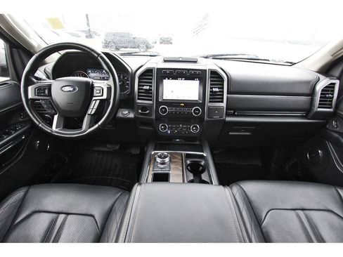 Used 2018 Ford Expedition Platinum image 9