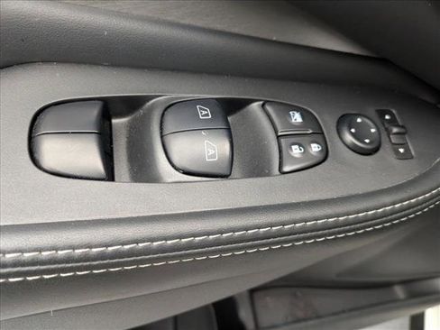 Used 2020 Nissan Murano S w/ Technology Package FWD image 7