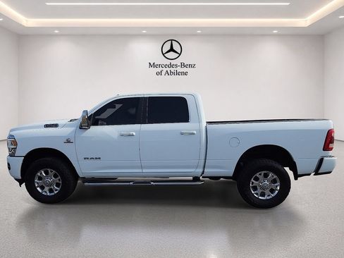 Used 2023 RAM 2500 Laramie AWD/4WD image 3