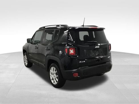 Used 2022 Jeep Renegade Latitude w/ Convenience Group AWD/4WD image 14