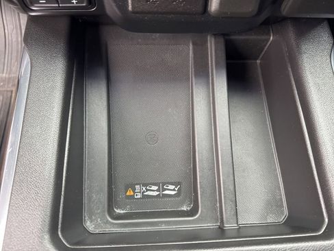 Used 2019 GMC Sierra 1500 SLT w/ SLT Premium Plus Package image 33