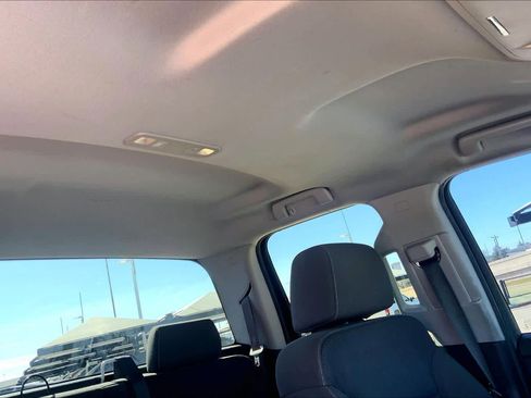 Used 2018 Chevrolet Silverado 1500 LT image 14