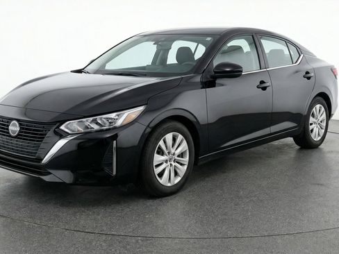 Used 2025 Nissan Sentra S FWD image 3