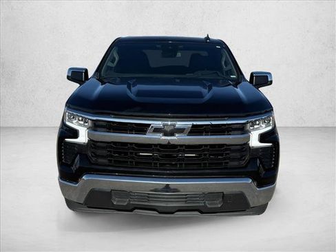 Used 2023 Chevrolet Silverado 1500 LT image 2