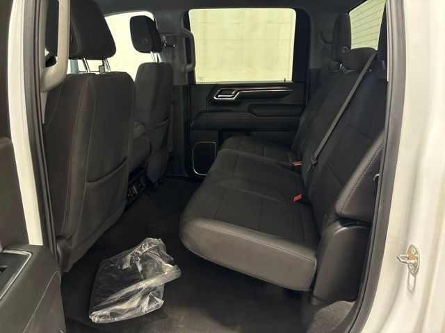 Used 2024 Chevrolet Silverado 2500 LT w/ Convenience Package AWD/4WD image 31