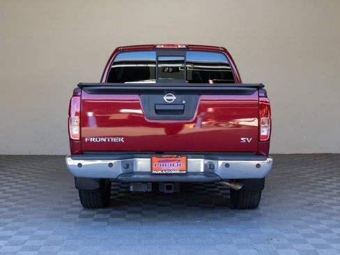 Used 2021 Nissan Frontier SV image 12