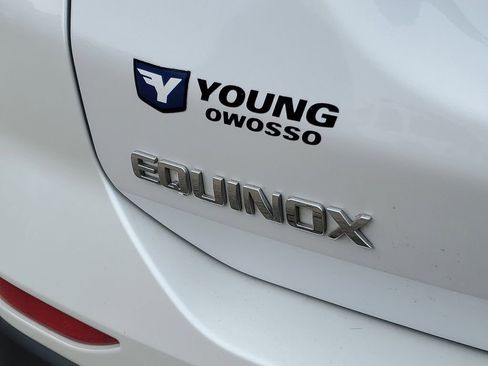 Used 2023 Chevrolet Equinox Premier image 36