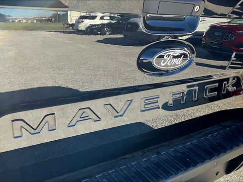 Used 2025 Ford Maverick Tremor image 32