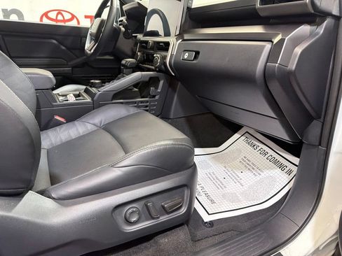 Used 2025 Toyota 4Runner TRD Off-Road Premium w/ Tow Technology Package AWD/4WD image 11