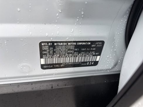 Used 2023 Mitsubishi Outlander ES image 34