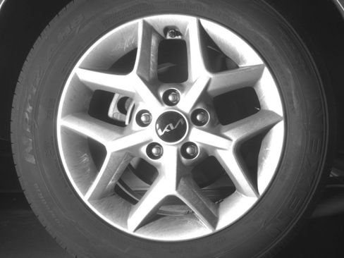 Used 2025 Kia Soul LX w/ LX Technology Package FWD image 27