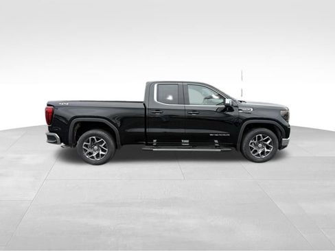 New 2026 GMC Sierra 1500 SLE w/ Preferred Package AWD/4WD image 2