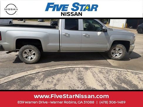 Used 2018 Chevrolet Silverado 1500 LT RWD image 6