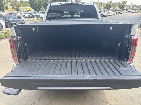 Used 2023 Toyota Tundra Platinum AWD/4WD image 32
