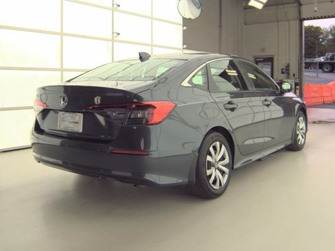 Used 2024 Honda Civic LX image 6