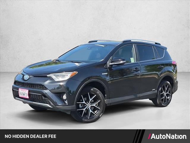 Used 2017 Toyota RAV4 SE AWD/4WD image 1