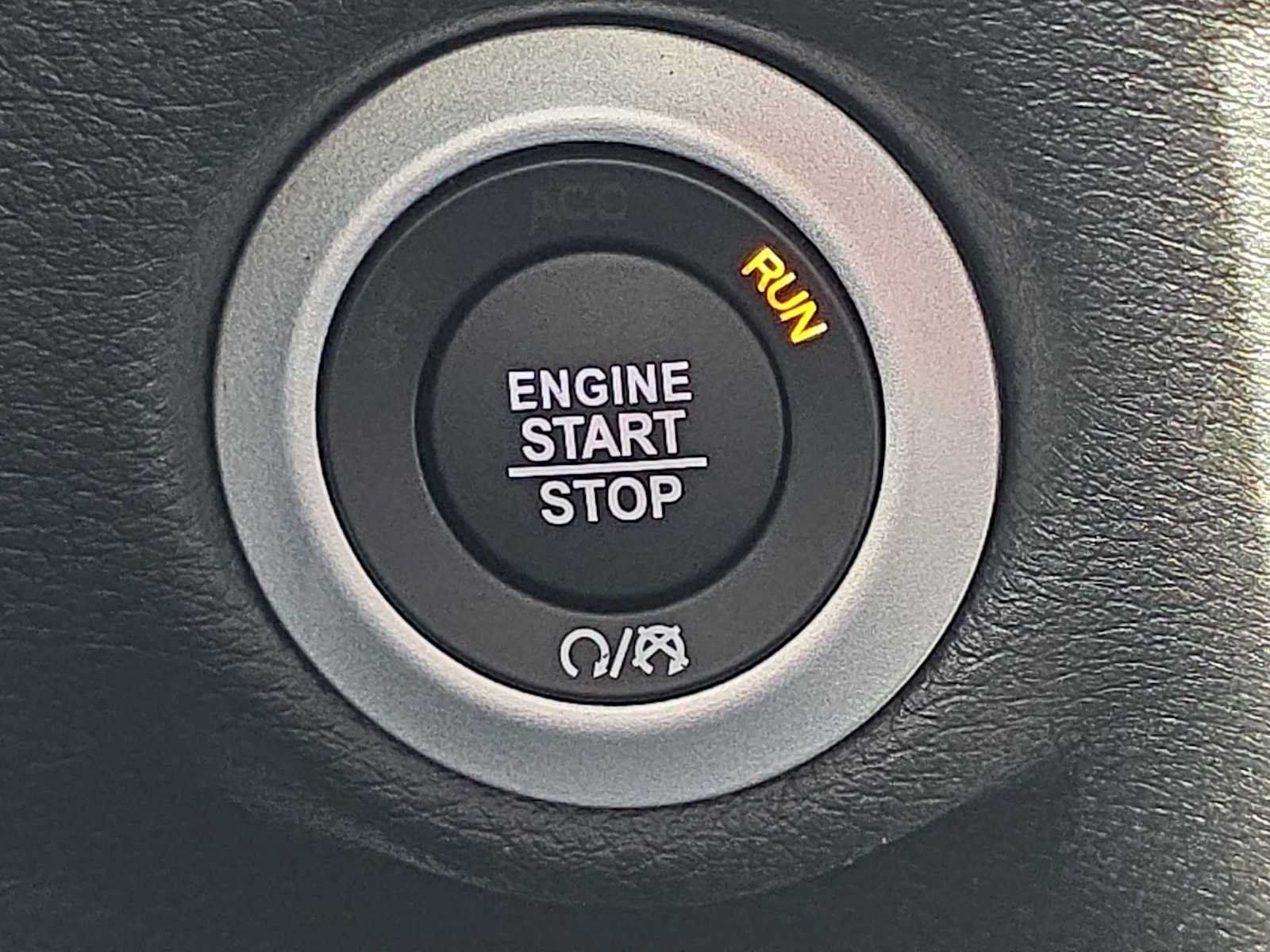 Used 2026 Chrysler Pacifica Select FWD image 24