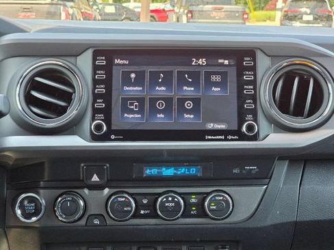 Used 2023 Toyota Tacoma TRD Off-Road AWD/4WD image 27