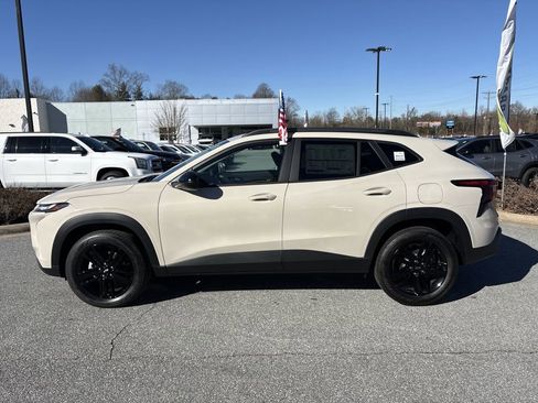 New 2026 Chevrolet Trax ACTIV w/ Driver Confidence Package image 5