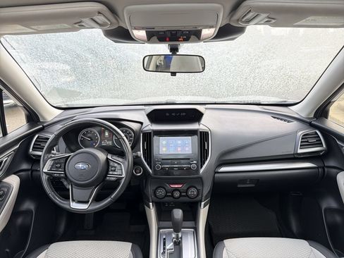 Used 2023 Subaru Forester Premium AWD/4WD image 19