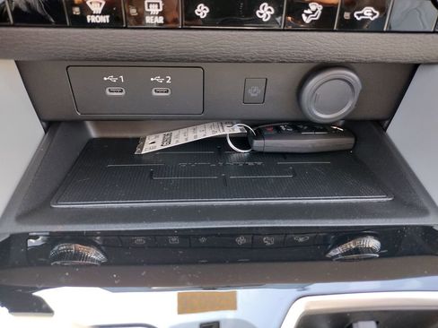 New 2026 Mitsubishi Outlander SE image 25