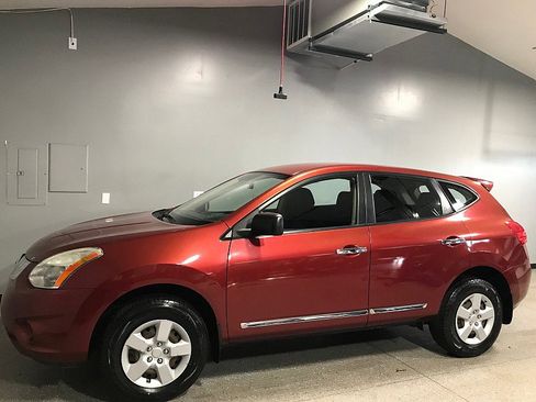 Used 2011 Nissan Rogue S image 7