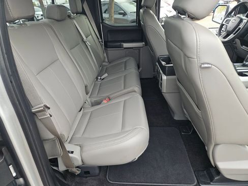 Used 2018 Ford F150 Lariat w/ Equipment Group 502A Luxury image 24