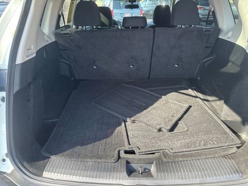 Used 2023 Nissan Rogue S AWD/4WD image 21