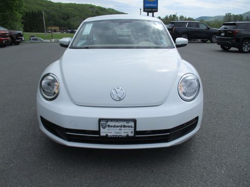 Used 2016 Volkswagen Beetle 1.8T SE FWD image 2