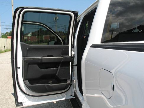 Used 2022 Ford F150 XLT w/ Equipment Group 302A High AWD/4WD image 16