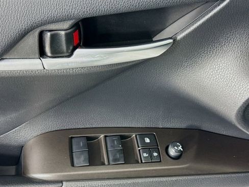 Certified 2023 Toyota Camry SE w/ Convenience Package image 17