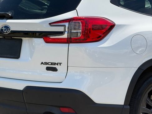 Used 2023 Subaru Ascent Onyx Edition Limited AWD/4WD image 16